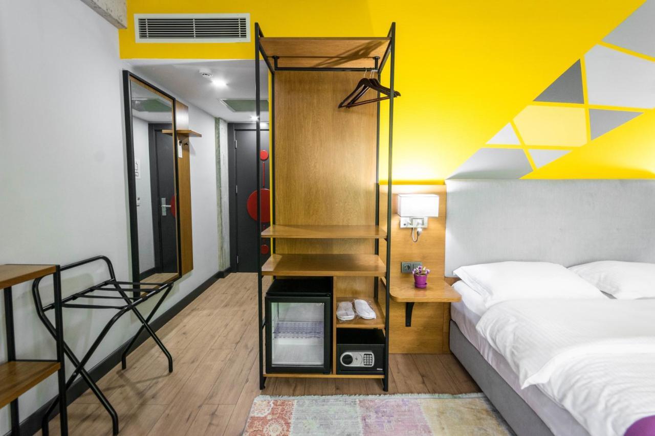 Hotel Adora Tbilisi Buitenkant foto