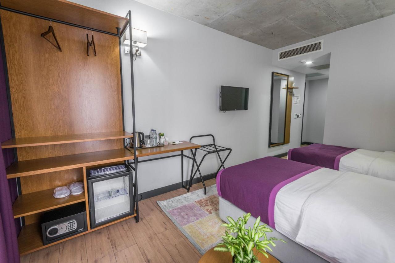 Hotel Adora Tbilisi Buitenkant foto